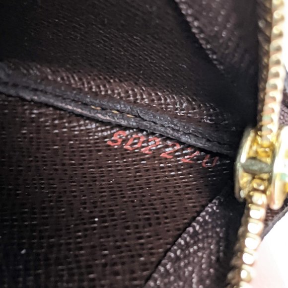 SOLD Louis Vuitton Damier Ebene Key Pouch Wallet - Picture 3 of 5